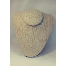 Busto Redondo de Juta Pequeno